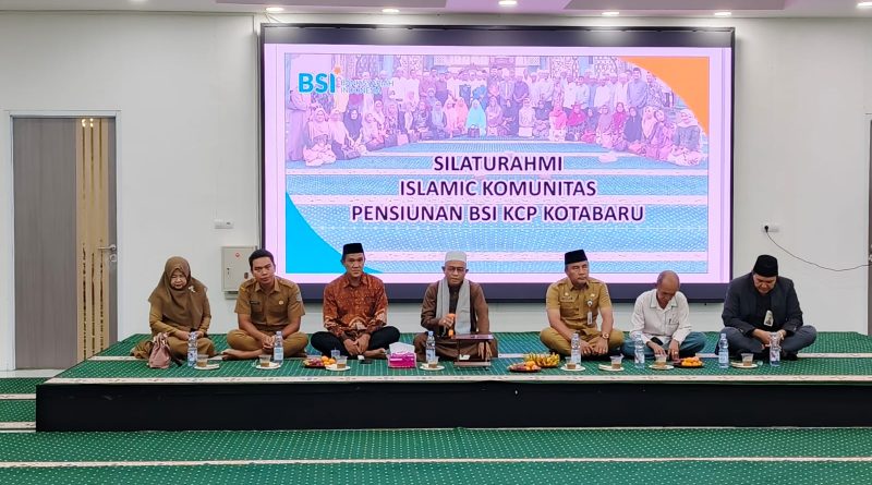 Komunitas Pensiunan BSI Kotabaru Gelar Silaturahmi dan Edukasi Keuangan Digital di Masjid Apung