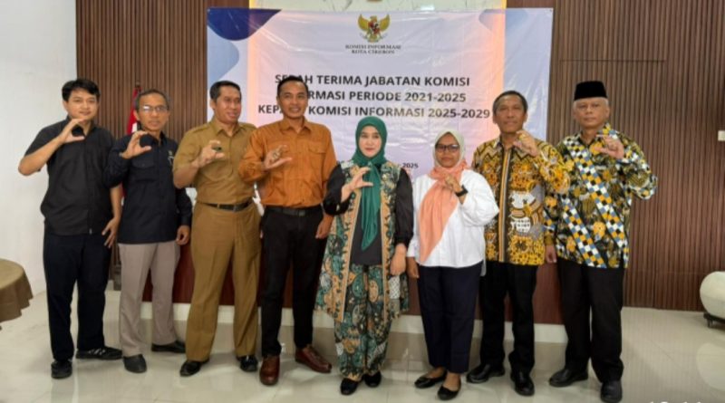Transparansi Diperkuat, Pemkot Cirebon Minta Komisi Informasi Pacu Inovasi Akses Data Publik Transparansi Diperkuat, Pemkot Cirebon Minta Komisi Informasi Pacu Inovasi Akses Data Publik