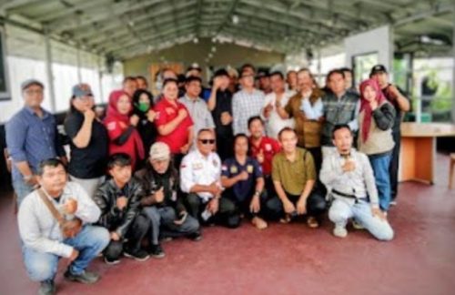 Kepala Disdikbud Kuningan Dr.Elon Carlan ,Tekankan Sinergi dengan Insan Pers untuk Pendidikan yang Lebih Baik Kepala Disdikbud Kuningan Dr.Elon Carlan ,Tekankan Sinergi dengan Insan Pers untuk Pendidikan yang Lebih Baik